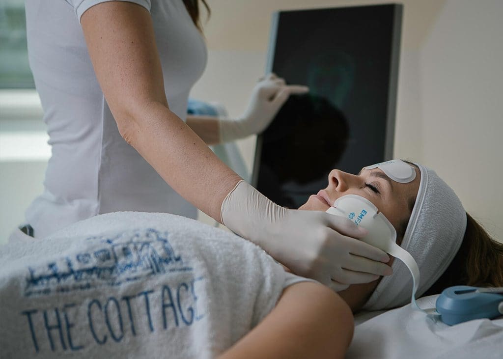 EMFACE: In 20 Minuten zur faltenfreien Haut